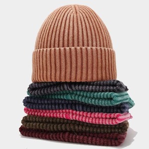 Jacquard venta al por mayor caliente sombrero fabricante logotipo personalizado bordado 60 colores invierno en blanco liso tejido Beanie sombreros - Product Image 1