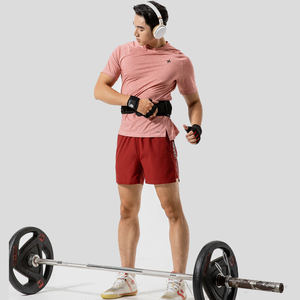 เสื้อยืดกีฬาลำลองทรงสลิมฟิตของผู้ชาย - Product Image 1