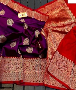 Phụ Nữ Hợp Thời Trang Mặc Banarasi Lụa Saree Với Phong Phú Pallu Mô Hình Nặng Kanjipuram Lụa Saree Với Áo Mảnh Đám Cưới Mặc Saree - Product Image 4