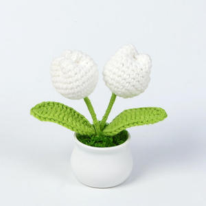 Flor de tulipán de ganchillo hecha a mano de doble cabezal, artesanía textil transfronteriza terminada, decoración para escritorio y coche en maceta - Product Image 6