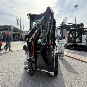 Mini-chargeuse sur pneus HIDROMEK HMK 62T, livraison gratuite aux États-Unis, certifiée EPA, à vendre |   LIVRAISON RAPIDE - Product Image 2