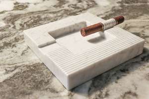 ที่เขี่ยบุหรี่ไร้ควันผสมอลูมิเนียมอัลลอยด์หรูหราสไตล์อเมริกันปรับแต่งได้-ผสมผสานอย่างลงตัวของสไตล์และฟังก์ชั่น - Product Image 3