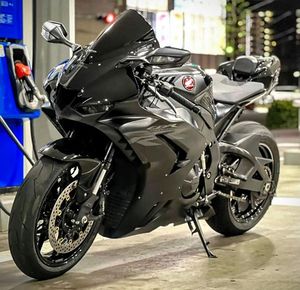 Motos FIRST CLASS 100% CB1000R Black Edition - Product Image 3