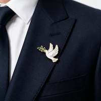 Badge magnétique personnalisé en métal, épingles émaillées colombe de la paix blanches, vente en gros, épingles de revers en alliage de zinc pour événements d'entreprise, badges souvenirs