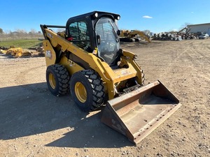 Venta de cargadora CAT 272D3 XE usada de calidad - Product Image 6