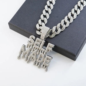 Pendentif unique en argent sterling 925 avec diamant moissanite rond de conception personnalisée de lettres glacées hip-hop, clarté VVS pour femmes - Product Image 6