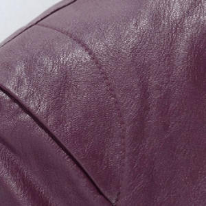 Chaqueta de Cuero Cálida para Hombre que Combina la Funcionalidad de una Chaqueta de Invierno con una Apariencia Elegante - Product Image 5