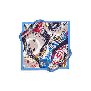 Foulard en soie à motifs floraux vintage, mode hiver - Product Image 2