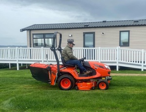 KUBOTA GR2120 Kubota Lawn Mower diesel <b>Engine</b> Performance Come with Grass Picker Low Price - Product Image 2