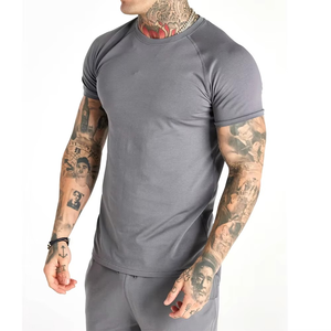 Conjunto de Dos Piezas Personalizado de Fábrica, 100% Algodón, Transpirable, Camiseta Estampada, Conjuntos para Hombre, Traje Deportivo para Correr, Chándales para Verano - Product Image 3
