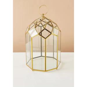 Forme géométrique Laiton Métal Doré Cadre Verre Hurricanes Lanterne à bougie pour mariages et décorations de table pour la maison - Product Image 4