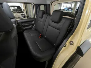 ZUZUKl JEMMY 4 2025, SUV Automático Turbo, Asientos de Cuero, Neumáticos R18, Portaequipajes de Aluminio, Interior Oscuro, Motor de Gasolina, Panorámico - Product Image 5