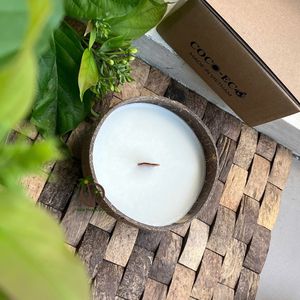 Vela de cáscara de coco hecha a mano ecológica Coco cera natural perfumada para bares y regalos Caseros-para vacaciones de Navidad - Product Image 1