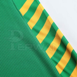 Uniforme de basket-ball d'été respirant de haute qualité avec logo personnalisé, sur mesure, 100% polyester - Product Image 6