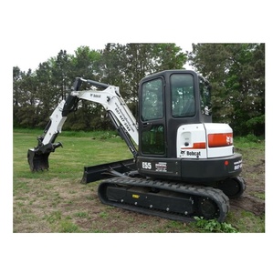 รถขุดขนาดเล็ก E55สะอาดและทรงพลังพร้อมที่จะจัดการกับการคัดเกรดและการล้างไซต์ในวันนี้ - Product Image 2