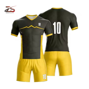 Vêtements de football pour hommes, uniforme personnalisé, maillot de football avec logo et chiffres, uniformes de football fabriqués au Pakistan - Product Image 5