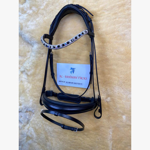 Bride anatomique de qualité supérieure pour chevaux en cuir souple entièrement rembourré avec bijoux en strass décoratifs fantaisie OEM accepté - Product Image 5