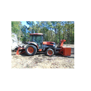 Tracteur Kubota d'occasion avec souffleuse à neige à prix abordable - Product Image 2
