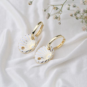 ตุ้มหูทรงรีเคลือบสีขาวเครื่องประดับแบบตุรกีทำด้วยมือเครื่องประดับเงินสเตอร์ลิง925ขายส่ง - Product Image 2