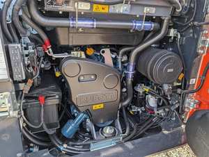 Chargeuse compacte sur chenilles Kubota SVL75-3 2024 - Machine compacte sur chenilles robuste avec hydraulique puissante - Product Image 4