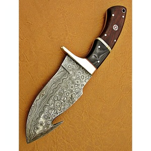 Couteau de Chasse à Lame Fixe en Acier Damas Couteau à Dépouiller avec Manche en Bois Couteaux de Chasse Cadeau pour Lui - Product Image 6