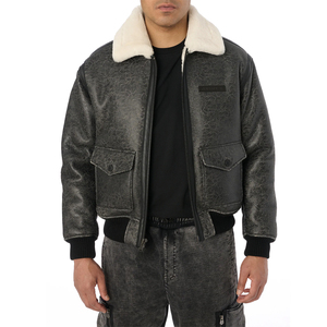 Chaqueta clásica del equipo universitario Fabricante OEM Chaqueta combinada de lana y cuero con logotipo bordado personalizado para escuelas y equipos - Product Image 3