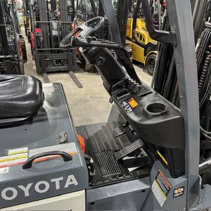 Montacargas Eléctrico AGV de 4 Ruedas con Capacidad de 5000 lb, Navegación Láser, 6-8 Horas de Autonomía, el Mejor Montacargas Pequeño en Relación Calidad-Precio - Product Image 2