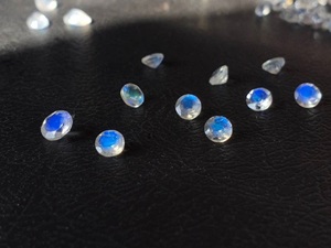 Piedra lunar de Fuego Azul natural, lote de piedras preciosas semipreciosas de cuarzo suelto de todos los tamaños facetadas de 4mm para ajuste de joyería raro - Product Image 3