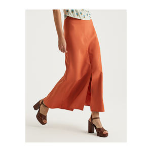 Falda Holgada para Mujer BGN con Detalle de Abertura Modelo S23S194 - Product Image 3