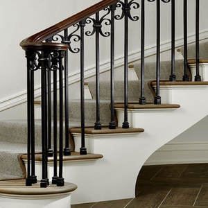 Barandilla de escalera de hierro con recubrimiento en polvo personalizada para uso interior Barandilla de escalera decorativa de fabricación vietnamita con acabado fino - Product Image 2