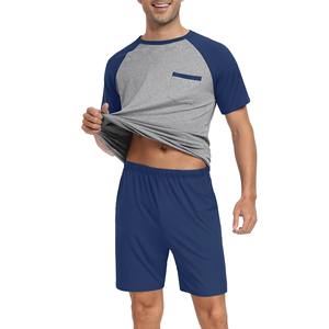 Ensemble de survêtement d'été OEM à séchage rapide pour homme – T-shirt et short en coton respirant personnalisés - Product Image 4