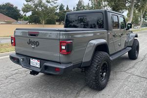 แกลดิเอเตอร์ รุ่นปี 2021 4x4 สติงเกรย์เคลียร์โค้ท ออฟโรด - Product Image 2