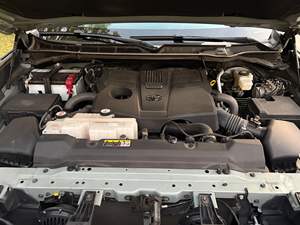 Tundra Limited CrewMax 4x4 2022, V6 Twin-Turbo, Paquete TRD Off-Road - Product Image 4