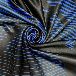 Chemises de sport à manches longues en gros, imprimées par sublimation, logo personnalisé, compression, fabriquées au Pakistan, chemises de compression pour hommes - Product Image 5