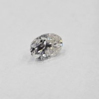 Piedra preciosa suelta de moissanita de forma ovalada de corte agradable de excelente calidad con personalización para la fabricación de joyas