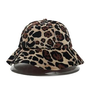 2025 Unisex vintage de alta calidad al por mayor para casual ropa de calle diaria Pana verano logotipo personalizado estampado de leopardo sombreros de cubo - Product Image 3