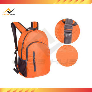 Vente en gros de sac à dos d'école pliable écologique en nylon avec logo personnalisé Grand sac étudiant 50-70L Aventurier moderne - Product Image 6