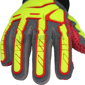 ถุงมือป้องกันพร้อมแผ่นรองฝ่ามือและดีไซน์ตามหลักสรีรศาสตร์ ให้การยึดเกาะที่มั่นคงและการปกป้องสำหรับการจัดการเครื่องมือและชิ้นส่วนที่มีน้ำหนักมาก - Product Image 3