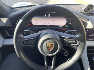 Taycan Turbo S 2021, 750 chevaux, double moteur, transmission intégrale, bleu Neptune, automatique, cuir, batterie lithium R19 - Product Image 4