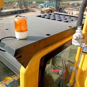 Vente chaude d'excavatrice d'occasion Komatsu PC220-8, chenille d'origine de 80 cm, vente directe, pièces de machines de construction d'occasion - Product Image 5