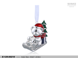 Adorno Navideño Winko XMAS ORN, Decoración Colgante de Oso en Trineo, Sil Pl/Lacq. - Product Image 1
