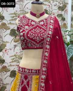 Las mujeres más hermosas usan ropa de boda y Festival elegante Vichitra seda Lehenga Choli con precio bajo y la mejor calidad Lehenga - Product Image 2