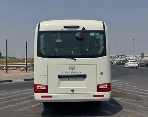 Bus Toyota Coaster blanc abordable 2024, 30 passagers, diesel, occasion, sièges en tissu, transmission manuelle, système de navigation - Product Image 3