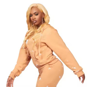 Servicios OEM Top Seller tamaño personalizado 100% algodón conjuntos gemelos de las mujeres para el verano desgaste patrón sólido camiseta y pantalones cortos conjunto - Product Image 6