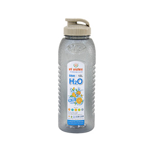 Bouteille d'eau carrée en plastique sans BPA de 1,5 L avec couvercle rabattable et bouchon à vis, corps côtelé, pour l'école, le bureau, le sport, la gym, la famille, vente en gros - Product Image 4