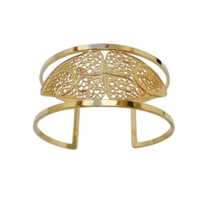 Hermoso soporte de servilleteros de metal dorado para bodas y ocasiones especiales para decoración de fiesta de Hotel en casa - Product Image 1