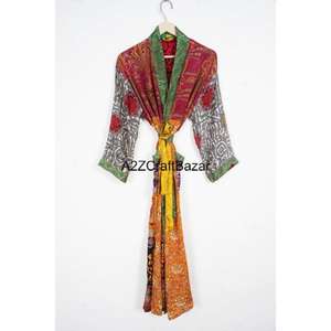 Robe d'été faite à la main, kimono en soie matelassé Kantha cousu à la main, ceinture, style bohème hippie, floral, unisexe, peignoir, vêtements de nuit pour femmes - Product Image 6
