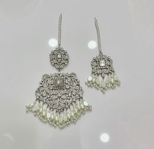 Exquisite Multi Strand White Seed Pearl <b>Choker</b> Featuring Intricate <b>Silver</b> Filigree Metalwork Encrusted With Shimmering Clear - Product Image 3