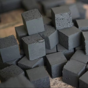 Briquettes de charbon de noix de coco dans des modèles d'oreiller en morceaux de cube pour l'utilisation de barbecue de narguilé de Shisha - Product Image 1