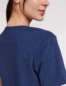 Artsy T-shirt pour femme Creative Abstract Graphic Tee Bold Print, Soft Cotton Casual Fit, Unique Streetwear Statement Top - Product Image 5